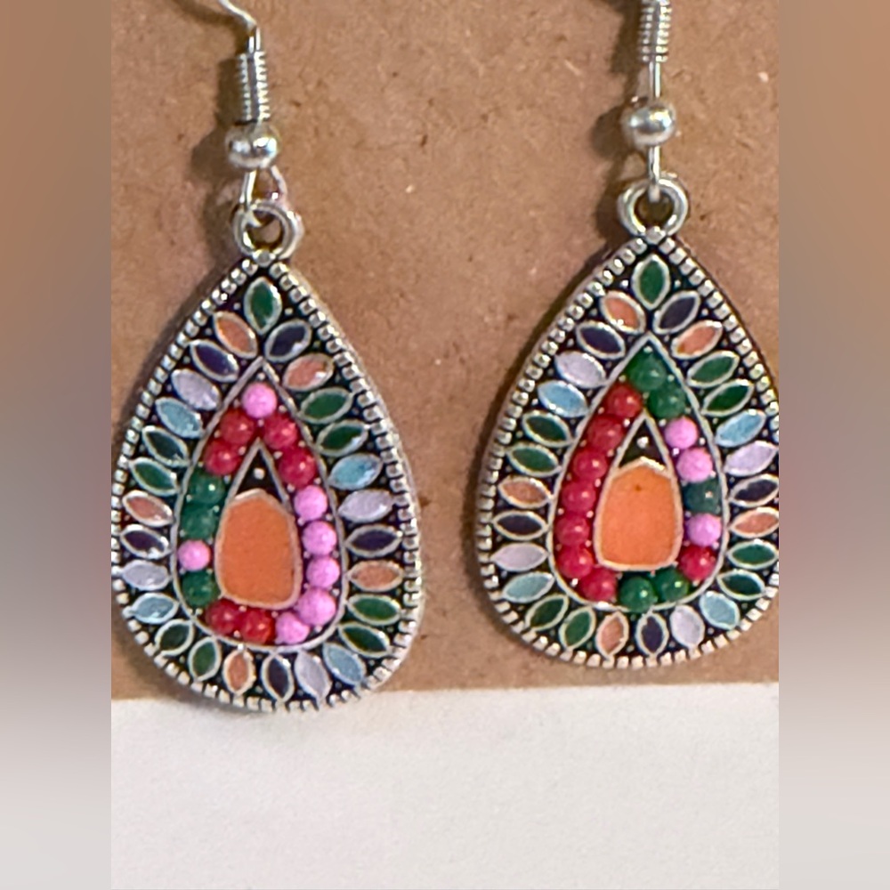 NWT Colorful Teardrop Fish Hook Earrings